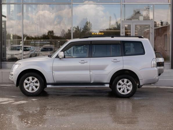 Mitsubishi Pajero IV Рестайлинг 1 с пробегом 2014 года, цена 2 100 000 рублей, 335743 км, внедорожник, Автокод Объявления