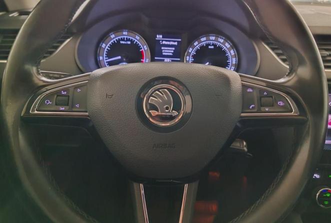 Skoda Octavia III (A7) Рестайлинг с пробегом 2018 года, цена 1 470 000 рублей, 208819 км, лифтбек, Автокод Объявления