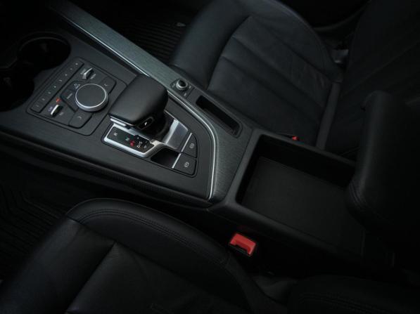 Audi A4 V (B9) с пробегом 2016 года, цена 2 898 000 рублей, 101060 км, седан, Автокод Объявления