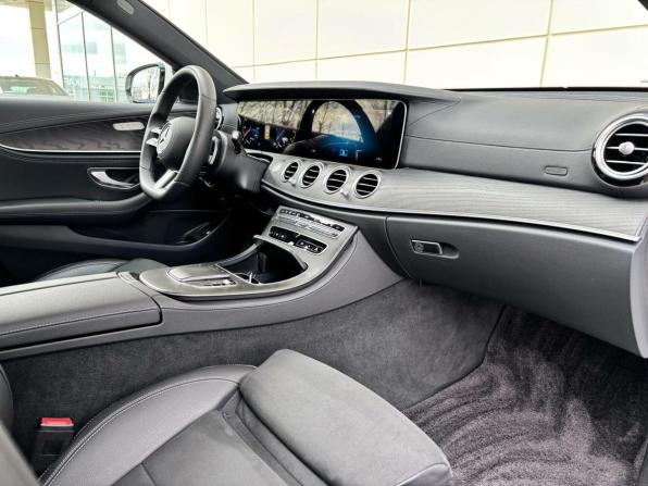 Mercedes-Benz E-Класс V (W213 S213 C238) Рестайлинг с пробегом 2022 года, цена 5 690 000 рублей, 22188 км, седан, Автокод Объявления