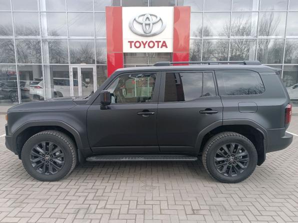 Toyota Land Cruiser Prado 250 Series с пробегом 2024 года, цена 10 600 000 рублей, 18700 км, внедорожник, Автокод Объявления