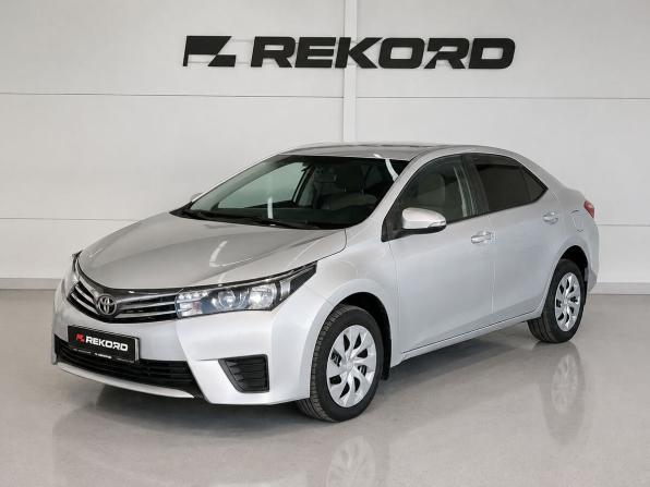Toyota Corolla XI (E160 E170 E180) с пробегом 2013 года, цена 1 399 000 рублей, 157800 км, седан, Автокод Объявления
