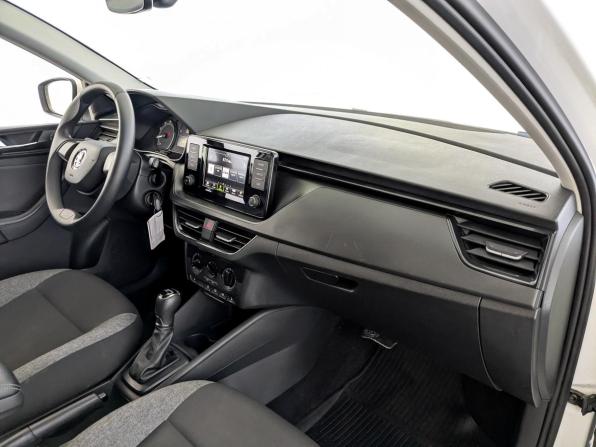 Skoda Rapid II с пробегом 2021 года, цена 1 269 000 рублей, 176346 км, лифтбек, Автокод Объявления