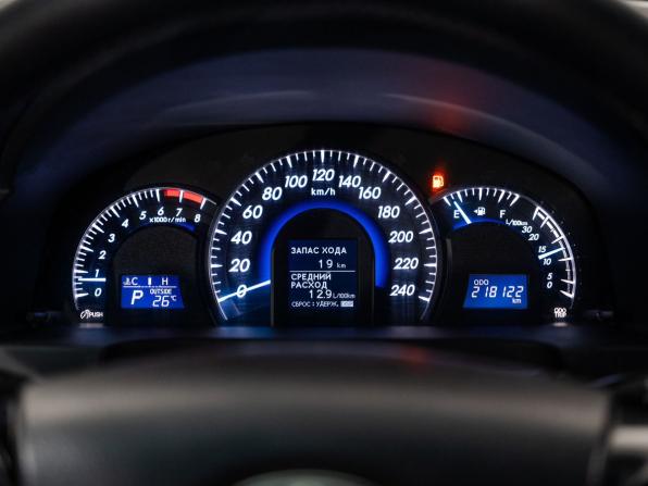 Toyota Camry VII (XV50) с пробегом 2012 года, цена 1 700 000 рублей, 218122 км, седан, Автокод Объявления