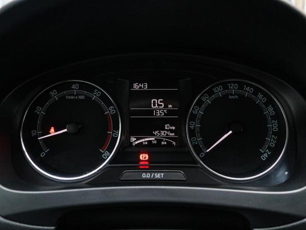 Skoda Rapid I Рестайлинг с пробегом 2019 года, цена 1 350 000 рублей, 45136 км, лифтбек, Автокод Объявления