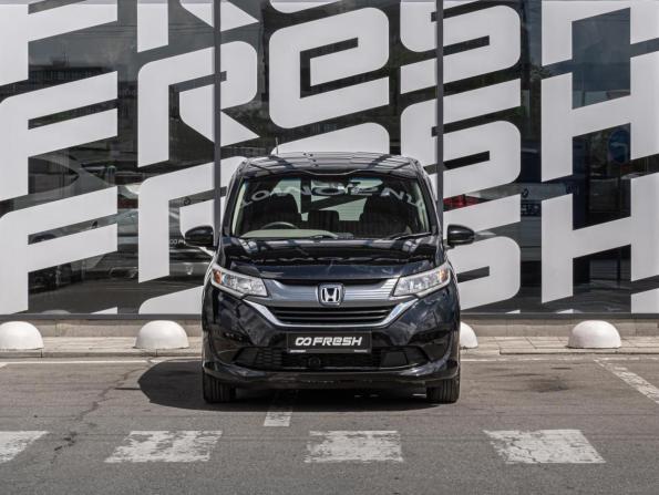 Honda Freed II с пробегом 2019 года, цена 1 691 000 рублей, 110837 км, компактвэн, Автокод Объявления