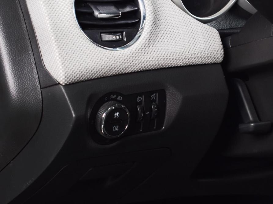 Chevrolet Cruze I Рестайлинг Кемерово  - изображение 18