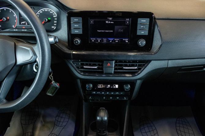 Volkswagen Polo VI с пробегом 2020 года, цена 1 649 000 рублей, 109030 км, лифтбек, Автокод Объявления