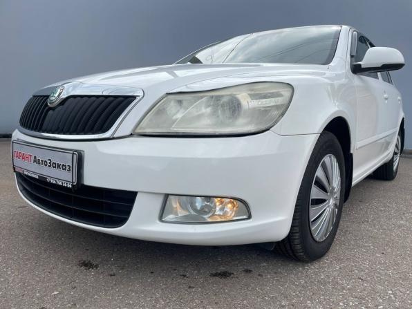 Skoda Octavia II (A5) Рестайлинг с пробегом 2012 года, цена 810 000 рублей, 239990 км, лифтбек, Автокод Объявления