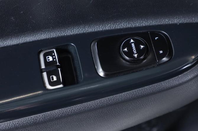 Kia Rio IV Рестайлинг с пробегом 2020 года, цена 849 000 рублей, 268000 км, седан, Автокод Объявления