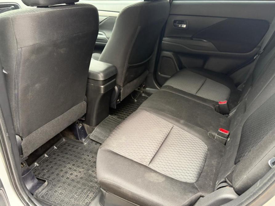 Mitsubishi Outlander III Рестайлинг 2 Санкт-Петербург  - изображение 11