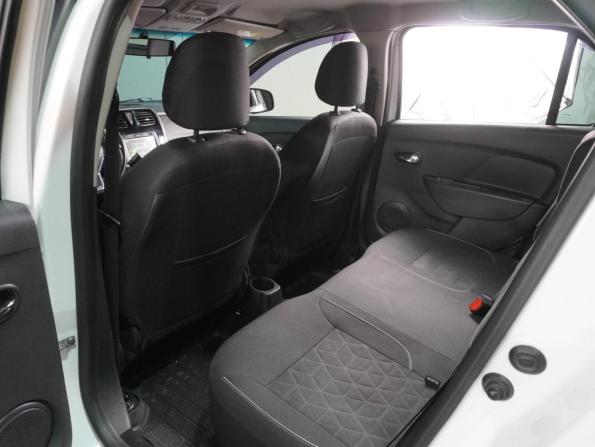 Renault Logan II Рестайлинг с пробегом 2020 года, цена 1 199 000 рублей, 70142 км, седан, Автокод Объявления