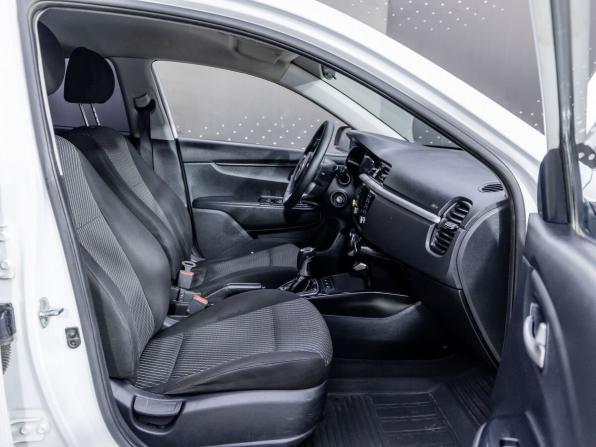 Kia Rio IV с пробегом 2019 года, цена 1 019 000 рублей, 120050 км, седан, Автокод Объявления