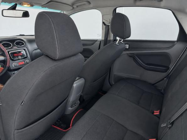 Ford Focus II Рестайлинг с пробегом 2010 года, цена 659 000 рублей, 165127 км, седан, Автокод Объявления