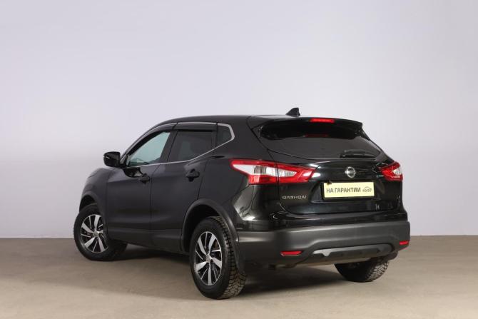 Nissan Qashqai II с пробегом 2017 года, цена 1 449 000 рублей, 90501 км, внедорожник, Автокод Объявления