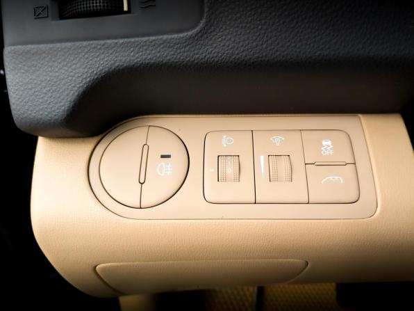 Hyundai H-1 II Рестайлинг 2 с пробегом 2021 года, цена 3 700 000 рублей, 73071 км, минивэн, Автокод Объявления