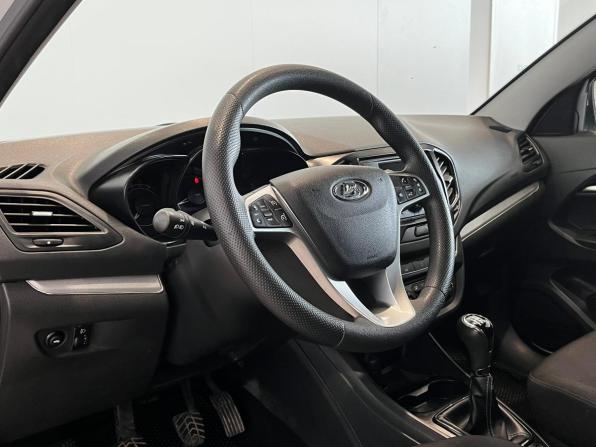 Lada (ВАЗ) Vesta I с пробегом 2018 года, цена 950 000 рублей, 72395 км, седан, Автокод Объявления
