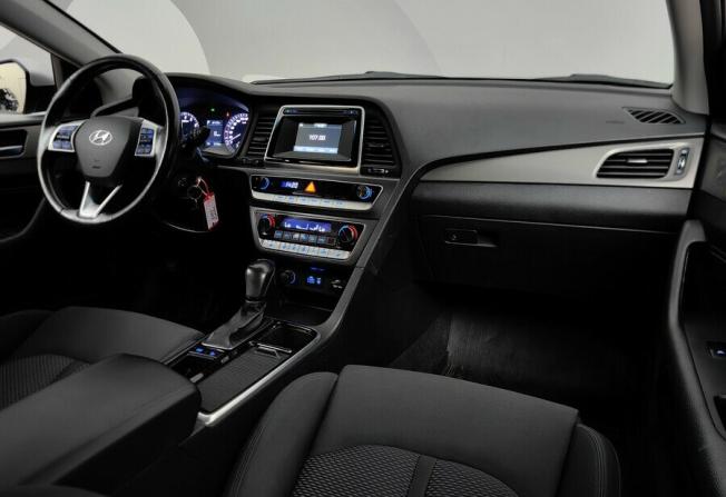 Hyundai Sonata VII (LF) Рестайлинг с пробегом 2019 года, цена 1 499 000 рублей, 153737 км, седан, Автокод Объявления