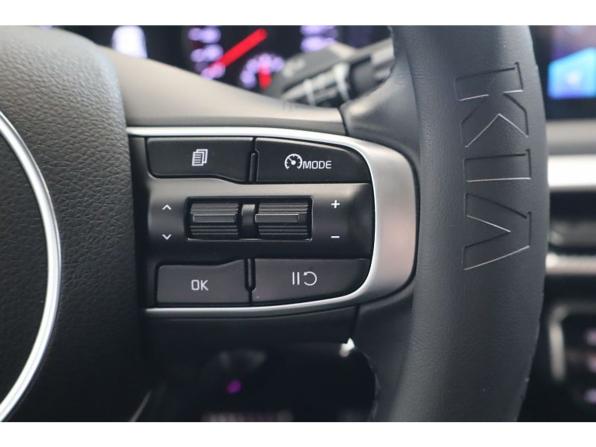 Kia K5 III с пробегом 2021 года, цена 2 499 000 рублей, 32494 км, седан, Автокод Объявления