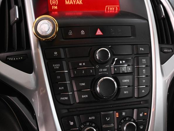 Opel Astra J Рестайлинг с пробегом 2013 года, цена 919 000 рублей, 164982 км, хэтчбек, Автокод Объявления