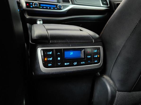 Toyota Highlander III (XU50) с пробегом 2014 года, цена 2 777 000 рублей, 180117 км, внедорожник, Автокод Объявления
