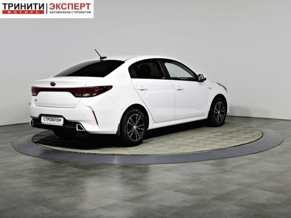 Kia Rio IV Рестайлинг с пробегом 2021 года, цена 1 897 000 рублей, 61291 км, седан, Автокод Объявления