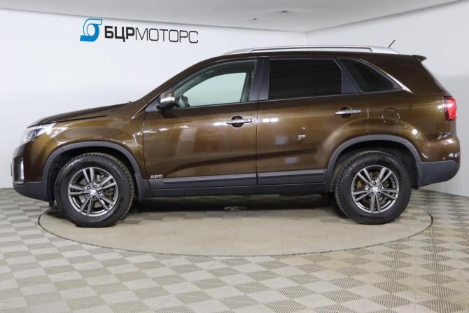 Kia Sorento II Рестайлинг с пробегом 2018 года, цена 2 279 990 рублей, 141711 км, внедорожник, Автокод Объявления