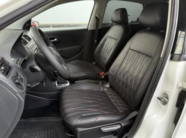 Volkswagen Polo V Рестайлинг с пробегом 2019 года, цена 920 000 рублей, 193903 км, седан, Автокод Объявления