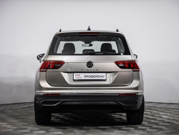 Volkswagen Tiguan II Рестайлинг с пробегом 2021 года, цена 2 599 000 рублей, 73728 км, внедорожник, Автокод Объявления