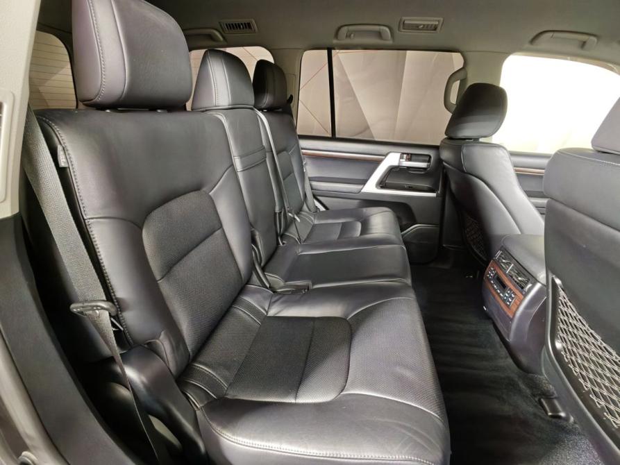 Toyota Land Cruiser 200 Series Рестайлинг 2 Москва  - изображение 16
