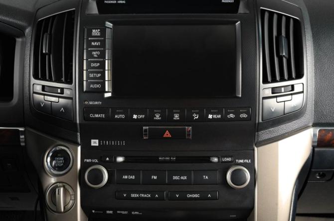 Toyota Land Cruiser 200 Series с пробегом 2010 года, цена 2 999 000 рублей, 459315 км, внедорожник, Автокод Объявления