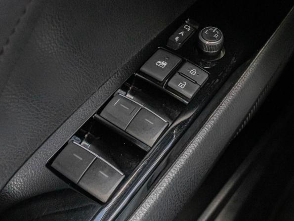 Toyota Camry VIII (XV70) Рестайлинг с пробегом 2022 года, цена 3 395 000 рублей, 58779 км, седан, Автокод Объявления