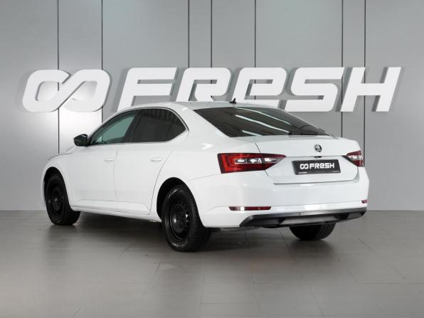 Skoda Superb III с пробегом 2019 года, цена 1 509 000 рублей, 247094 км, лифтбек, Автокод Объявления
