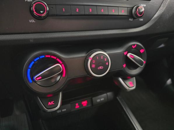 Kia Rio IV с пробегом 2020 года, цена 1 075 000 рублей, 245000 км, хэтчбек, Автокод Объявления