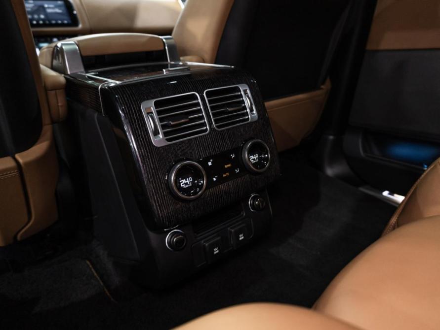 Land Rover Range Rover IV Рестайлинг Санкт-Петербург  - изображение 30