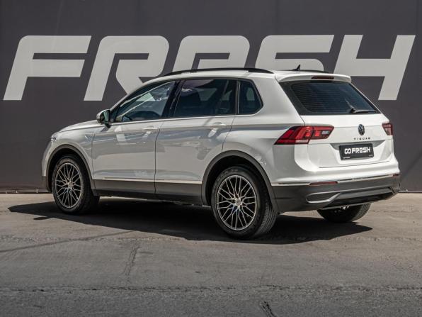 Volkswagen Tiguan II Рестайлинг с пробегом 2022 года, цена 2 978 000 рублей, 64975 км, внедорожник, Автокод Объявления