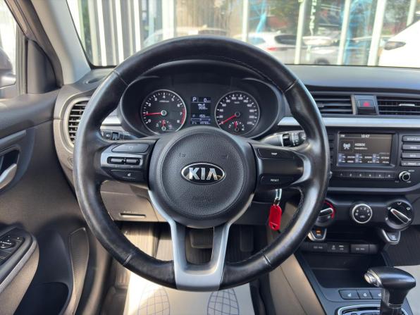 Kia Rio IV с пробегом 2018 года, цена 1 350 000 рублей, 129739 км, седан, Автокод Объявления