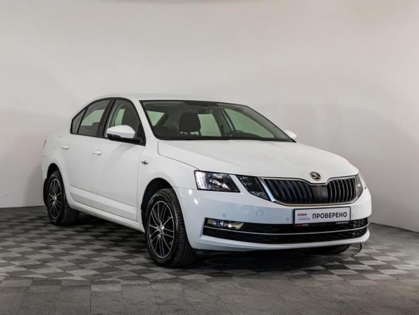 Skoda Octavia III (A7) Рестайлинг с пробегом 2018 года, цена 1 599 000 рублей, 87000 км, лифтбек, Автокод Объявления