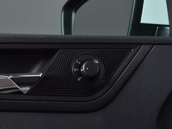 Skoda Rapid I Рестайлинг с пробегом 2017 года, цена 1 264 995 рублей, 78967 км, лифтбек, Автокод Объявления