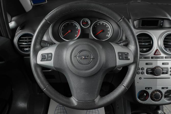 Opel Corsa D Рестайлинг II с пробегом 2013 года, цена 749 000 рублей, 139000 км, хэтчбек, Автокод Объявления