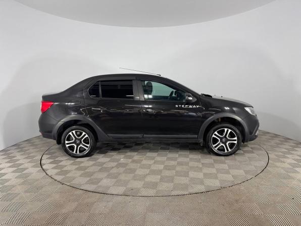 Renault Logan II Рестайлинг с пробегом 2019 года, цена 1 025 200 рублей, 97368 км, седан, Автокод Объявления
