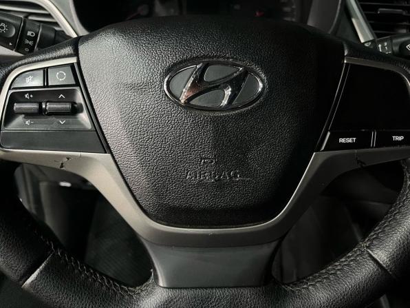 Hyundai Solaris II с пробегом 2017 года, цена 1 050 000 рублей, 144870 км, седан, Автокод Объявления