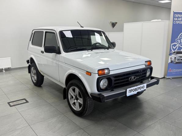 Lada (ВАЗ) Niva Legend с пробегом 2022 года, цена 830 000 рублей, 57121 км, внедорожник, Автокод Объявления