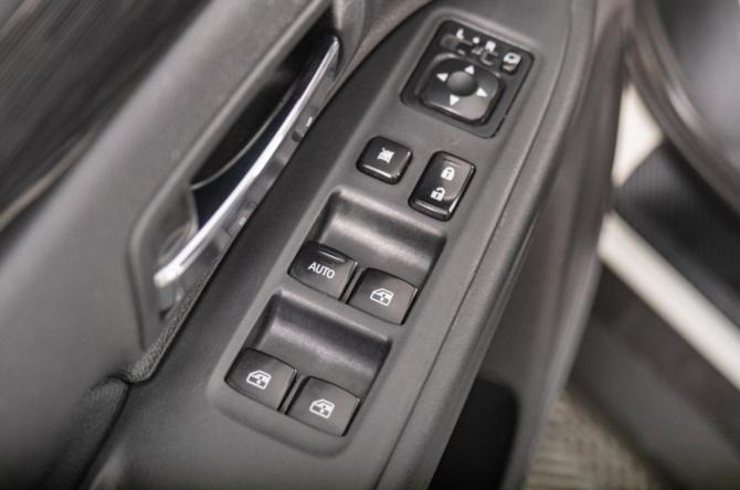 Mitsubishi Outlander III Рестайлинг 2 с пробегом 2015 года, цена 2 199 000 рублей, 150000 км, внедорожник, Автокод Объявления