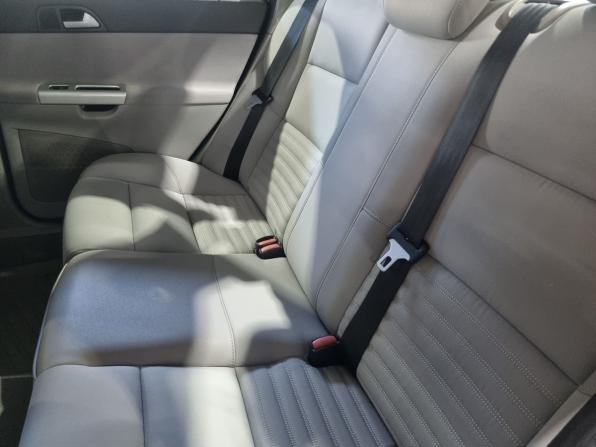 Volvo S40 II Рестайлинг с пробегом 2011 года, цена 734 000 рублей, 215009 км, седан, Автокод Объявления