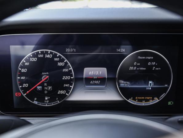 Mercedes-Benz E-Класс V (W213 S213 C238) с пробегом 2017 года, цена 3 660 000 рублей, 62982 км, купе-хардтоп, Автокод Объявления