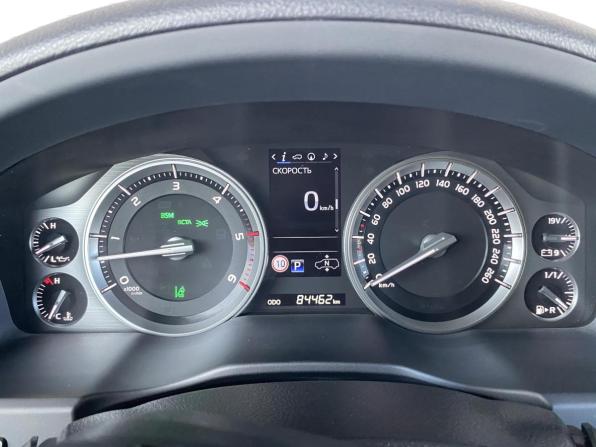 Toyota Land Cruiser 200 Series Рестайлинг 2 с пробегом 2016 года, цена 7 950 000 рублей, 84462 км, внедорожник, Автокод Объявления