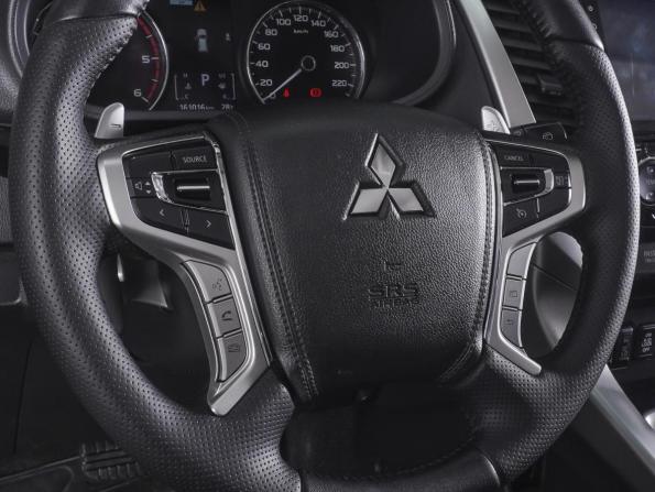 Mitsubishi Pajero Sport III с пробегом 2017 года, цена 2 650 000 рублей, 161016 км, внедорожник, Автокод Объявления