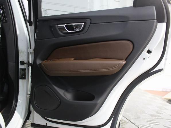 Volvo XC60 II с пробегом 2018 года, цена 2 939 000 рублей, 185600 км, внедорожник, Автокод Объявления