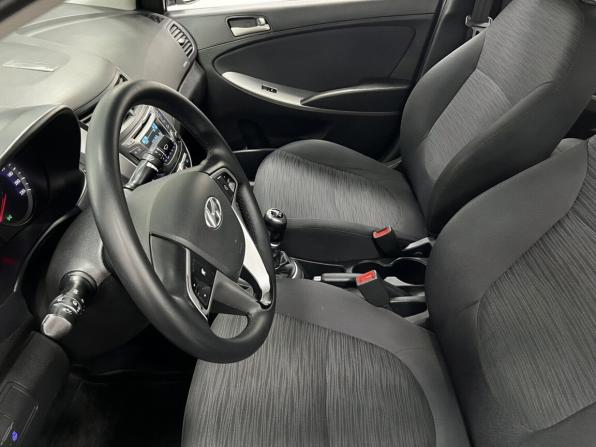 Hyundai Solaris I Рестайлинг с пробегом 2016 года, цена 1 100 000 рублей, 117000 км, седан, Автокод Объявления